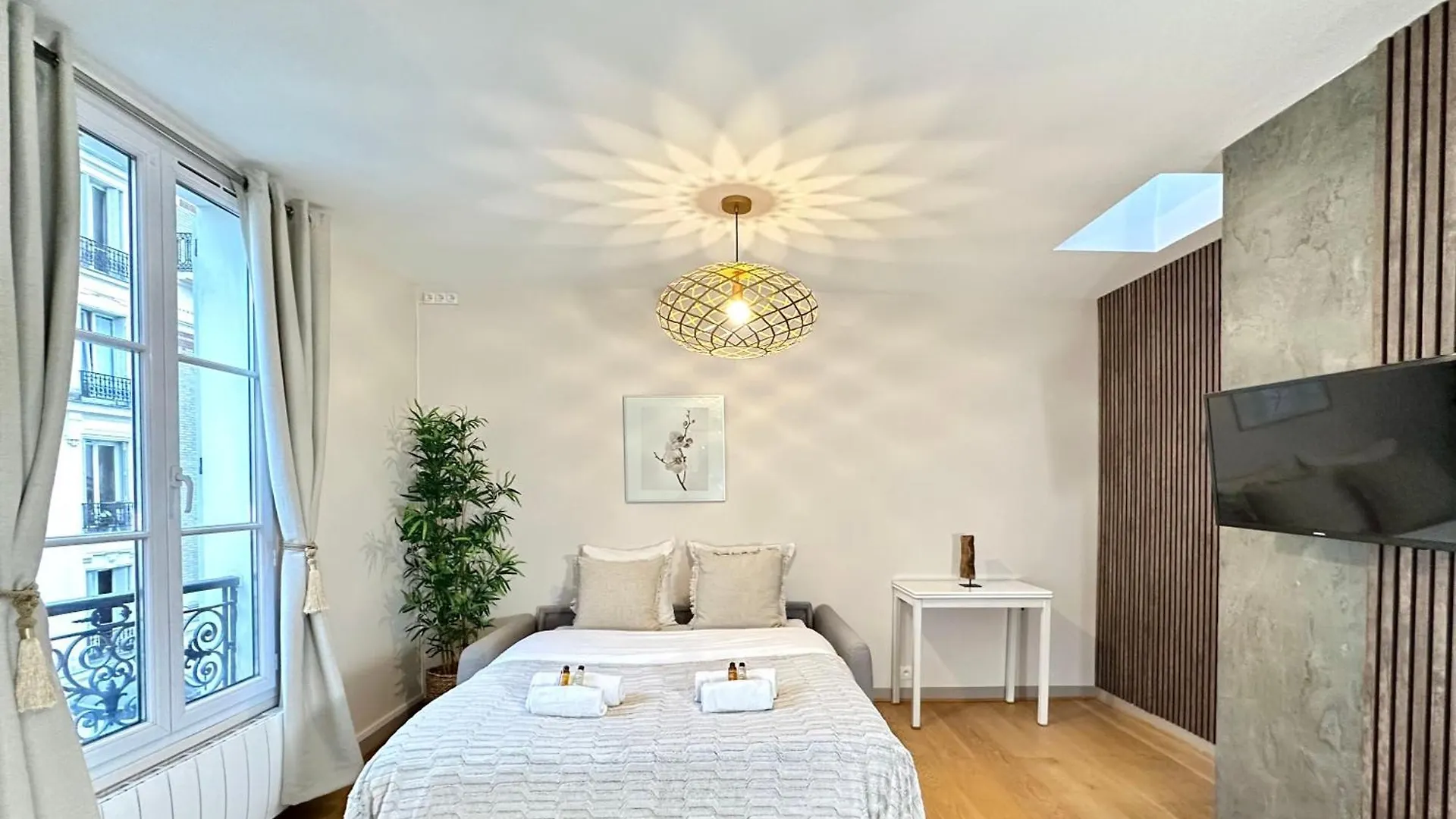 Spacious Flat Near Porte De Versailles Paris