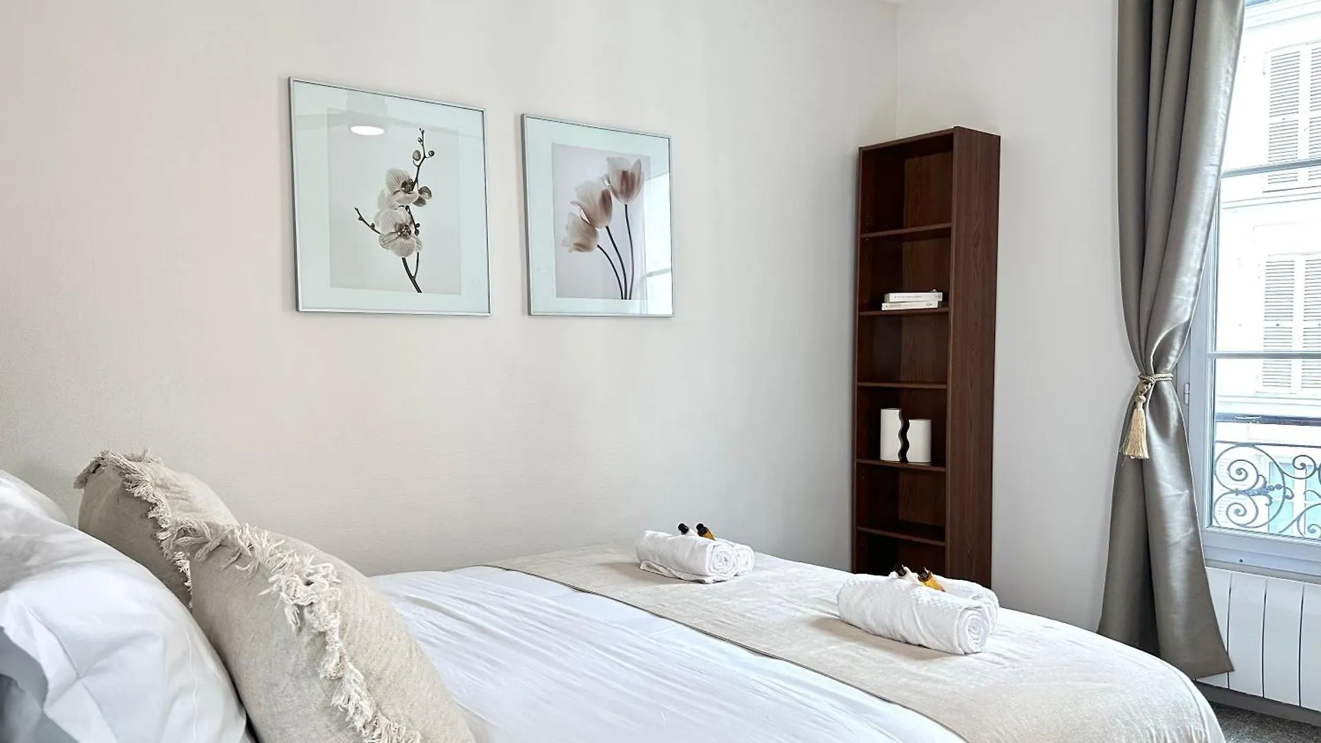 Spacious Flat Near Porte De Versailles Paris